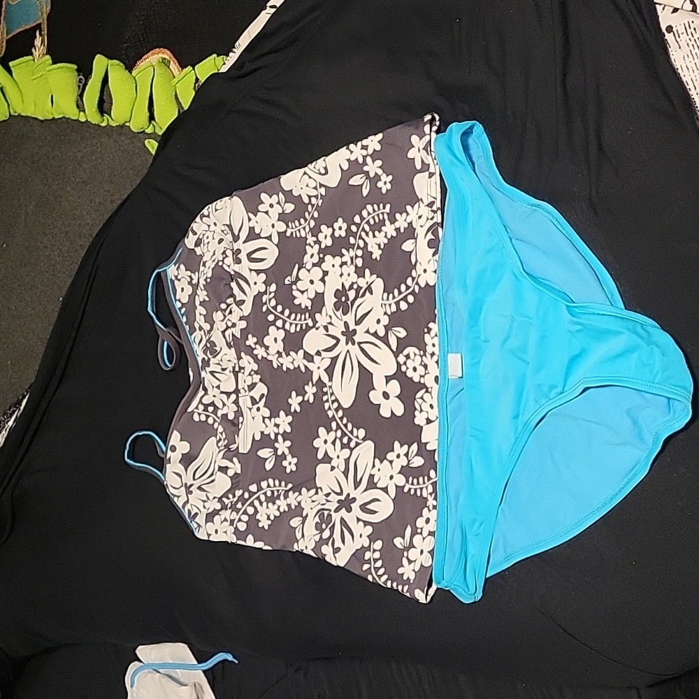 Old Navy Tank Bikini 2 piece
